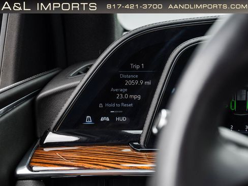 Used 2024 Cadillac Escalade ESV Premium Luxury w/ Performance Package AWD/4WD image 43