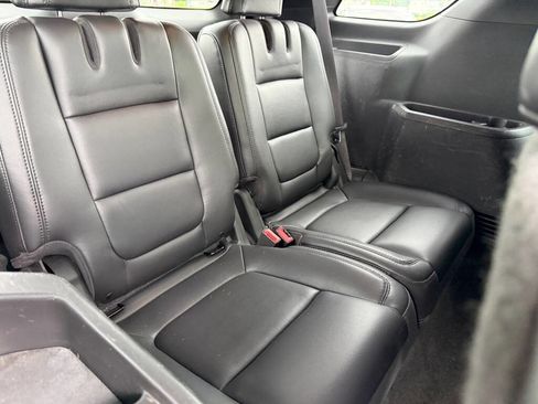 Used 2013 Ford Explorer Limited AWD/4WD image 17
