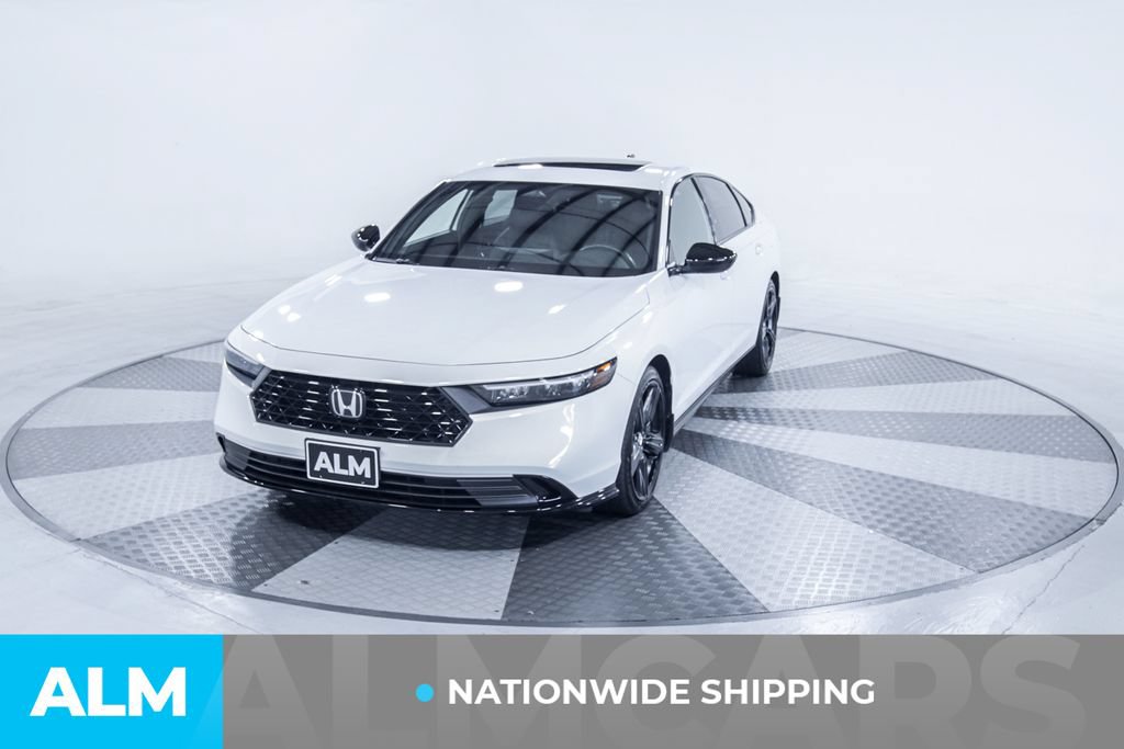 Used 2024 Honda Accord Sport image 2