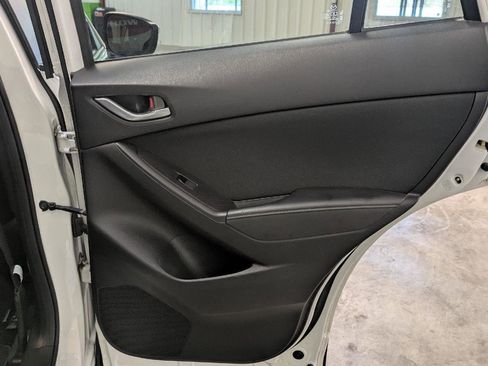 Used 2016 MAZDA CX-5 Touring w/ Bose/Moonroof Package FWD image 22