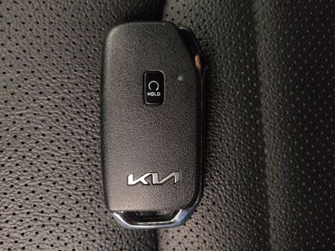 Used 2023 Kia Forte GT-Line w/ GT-Line Premium Package FWD image 32