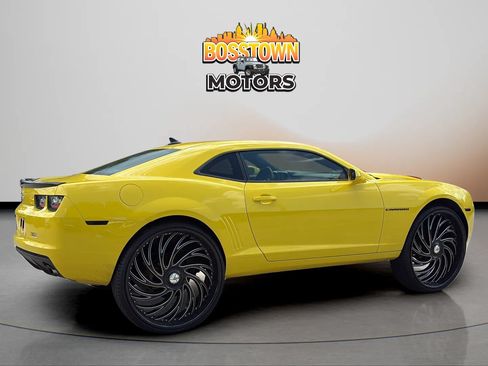 Used 2010 Chevrolet Camaro LT RWD image 8