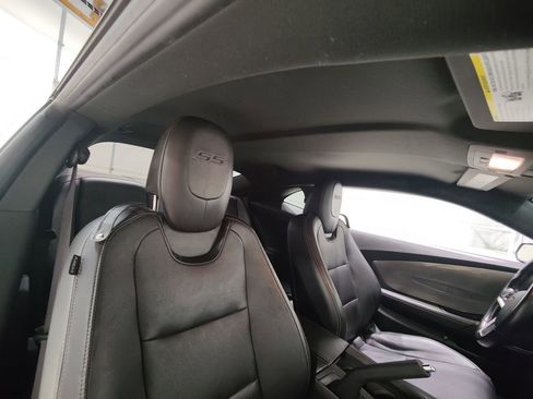 Used 2015 Chevrolet Camaro SS w/ Green Flash Special Edition RWD image 18