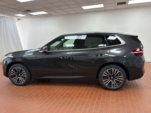 Used 2026 BMW X3 xDrive30i w/ Premium Package AWD/4WD image 2