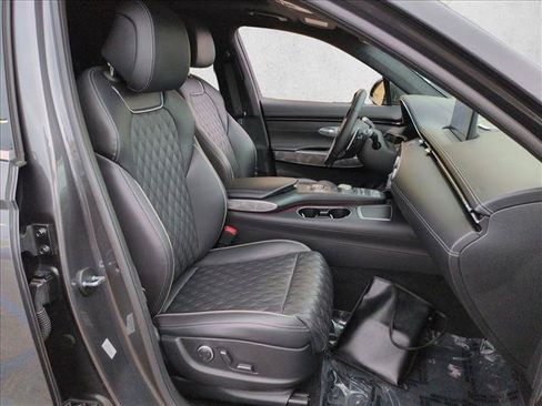 Used 2023 Genesis GV70 3.5T Sport w/ Sport Advanced Package AWD/4WD image 23
