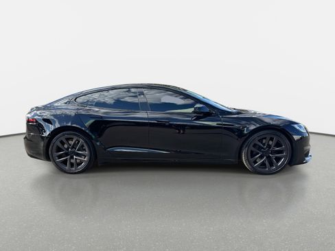 Used 2023 Tesla Model S image 2