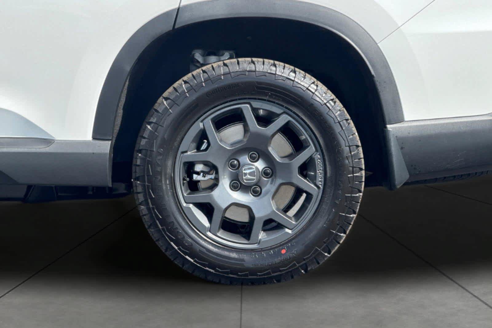New 2026 Honda Pilot TrailSport image 11