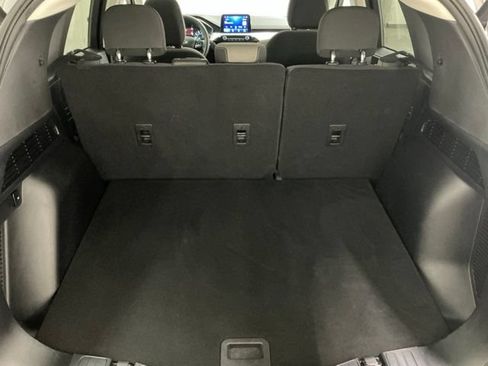 Used 2022 Ford Escape SE w/ Convenience Package FWD image 16