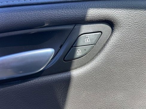 Used 2023 Cadillac XT4 Premium Luxury w/ Cold Weather Package image 16