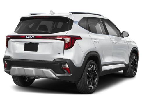 Certified 2024 Kia Seltos SX w/ SX Sunroof Package AWD/4WD image 2