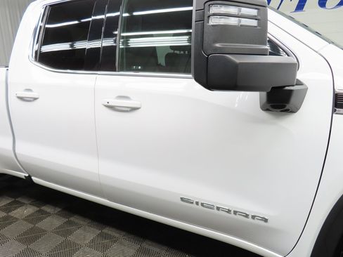 Used 2021 GMC Sierra 1500 SLE image 26