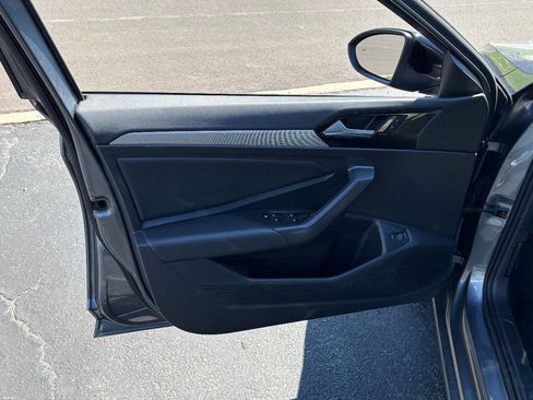 Used 2020 Volkswagen Jetta R-Line image 20