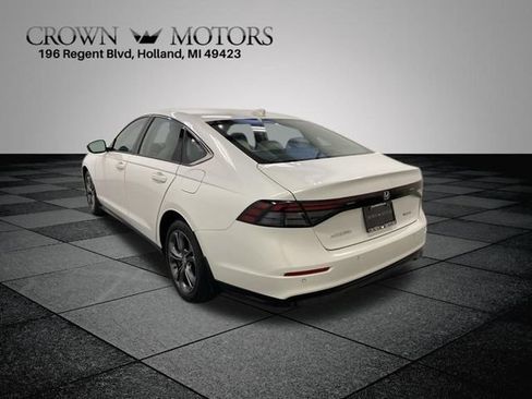 Used 2024 Honda Accord EX-L image 4