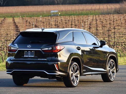 Used 2019 Lexus RX 450hL Base AWD 4dr SUV image 10