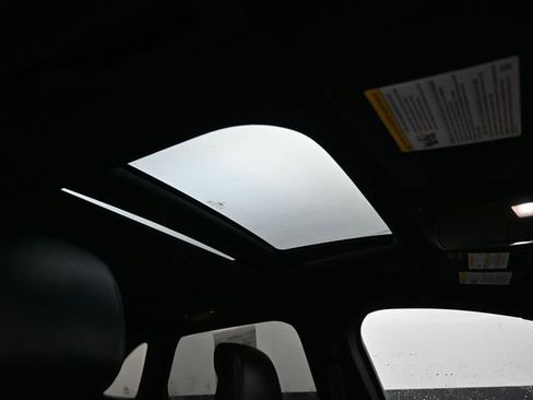 Used 2019 Lincoln MKC Reserve w/ MKC Climate Package image 12