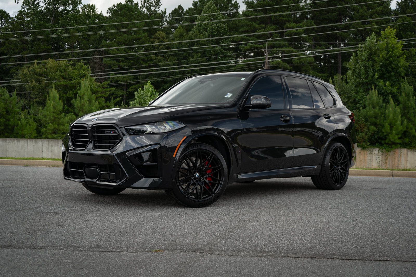Used 2026 BMW X5 M Competition w/ Executive Package AWD/4WD image 3