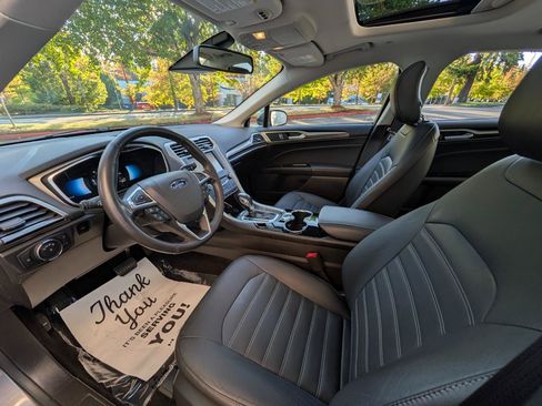 Used 2014 Ford Fusion SE w/ Equipment Group 502A FWD image 7