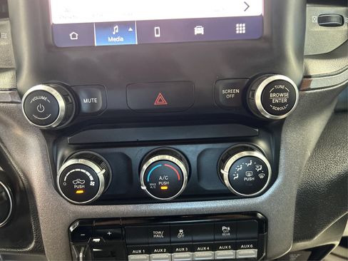 Used 2022 RAM 2500 Tradesman AWD/4WD image 27