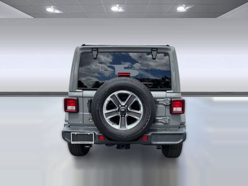 Used 2021 Jeep Wrangler Unlimited Sahara AWD/4WD image 10