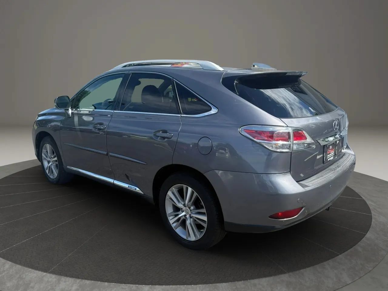 Used 2015 Lexus RX 450h AWD image 9