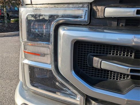 Certified 2022 Ford F350 Platinum w/ FX4 Off-Road Package image 10