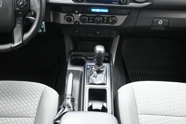 Used 2021 Toyota Tacoma SR AWD/4WD image 22