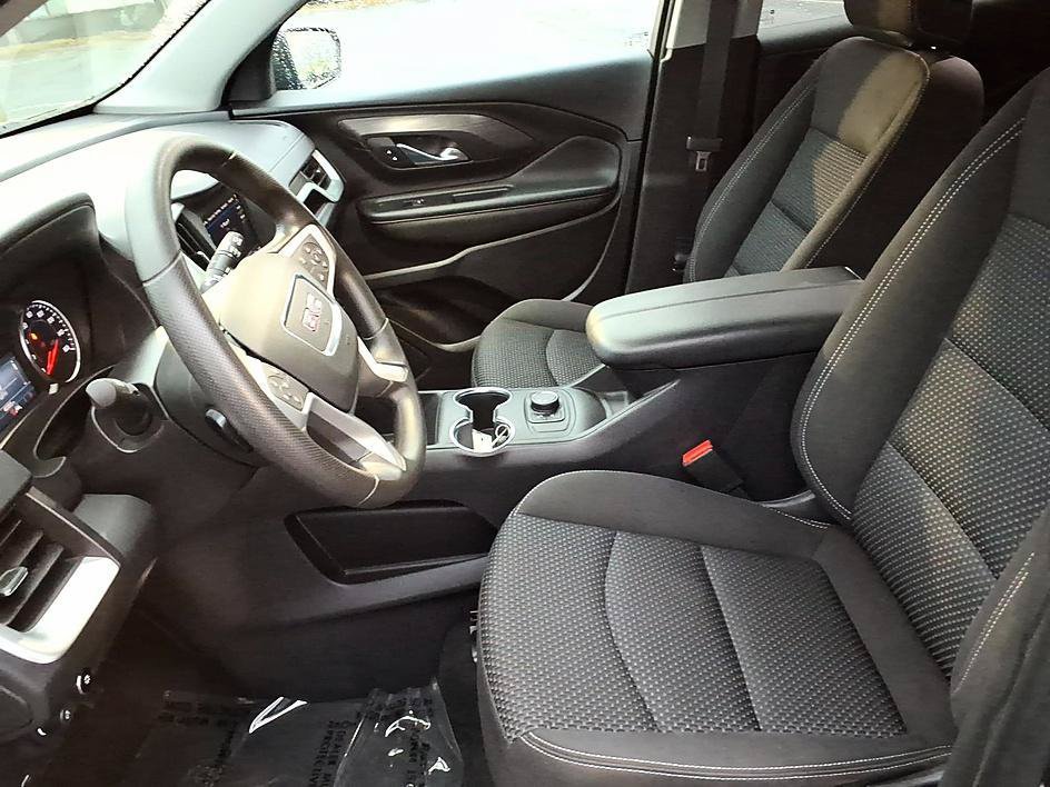 Used 2023 GMC Terrain SLE FWD image 14