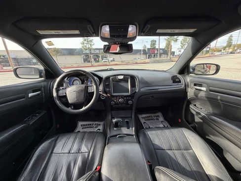 Used 2014 Chrysler 300 S w/ Light Group image 9