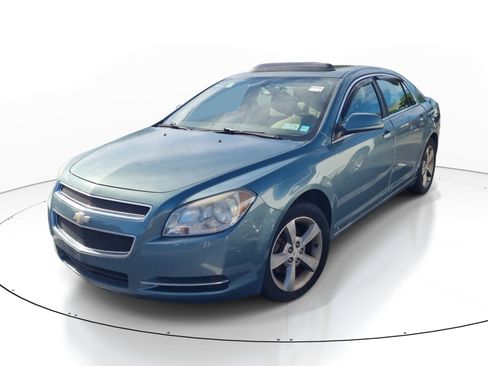 Used 2009 Chevrolet Malibu LT FWD image 3