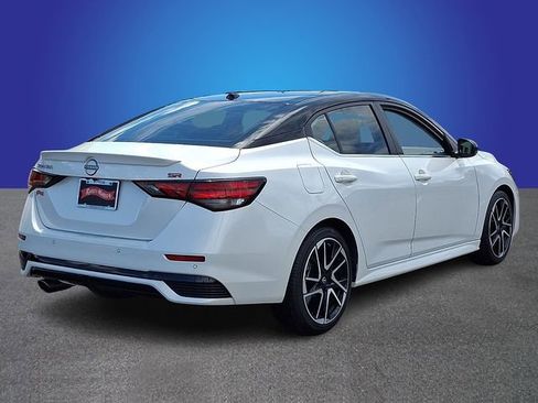 Used 2024 Nissan Sentra SR FWD image 4