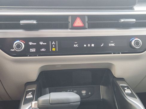 New 2026 Kia Sorento EX image 16