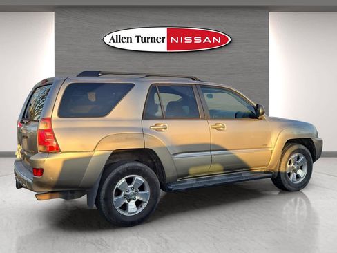 Used 2004 Toyota 4Runner SR5 image 27