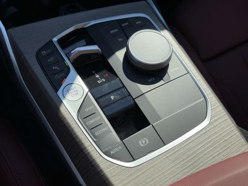 Certified 2025 BMW 330i xDrive Sedan w/ Premium Package image 29