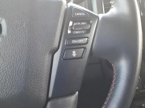 Used 2024 Nissan Titan PRO-4X w/ Pro-4x Convenience Package image 31