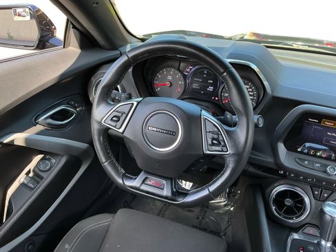 Used 2019 Chevrolet Camaro SS image 11