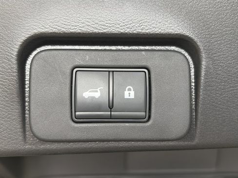 Certified 2023 Nissan Rogue SL AWD/4WD image 15