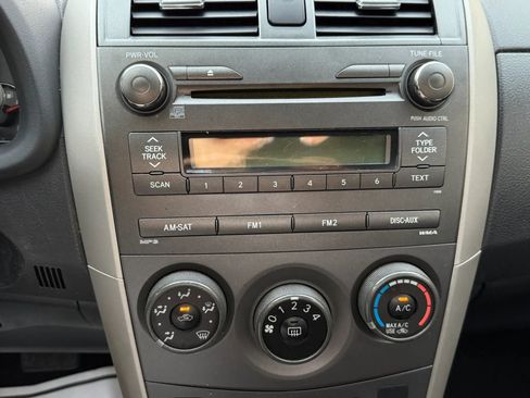 Used 2011 Toyota Corolla S image 15