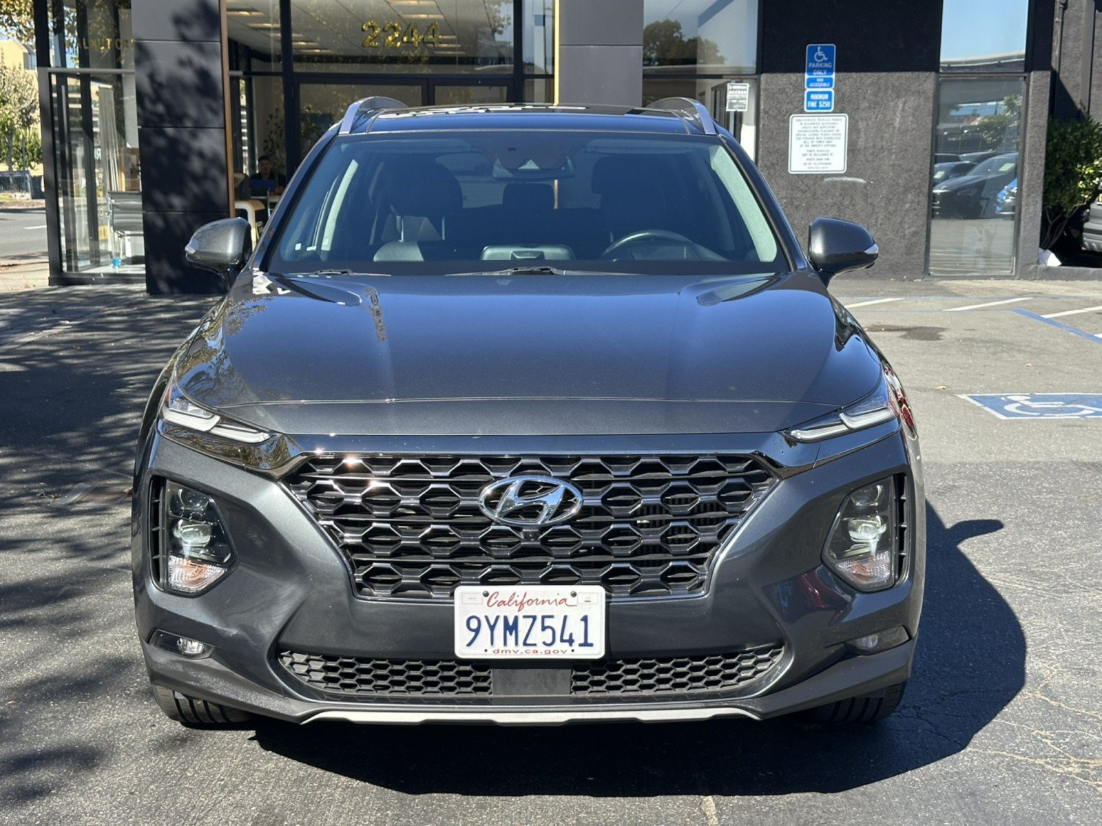 Used 2020 Hyundai Santa Fe Limited AWD/4WD image 5
