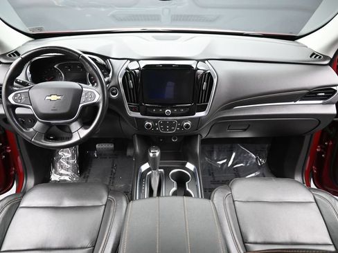 Certified 2019 Chevrolet Traverse LT w/ LT Premium Package AWD/4WD image 16