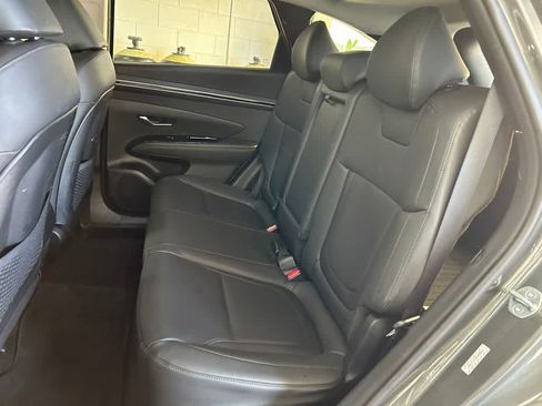 Used 2023 Hyundai Tucson SEL w/ Cargo Package AWD/4WD image 13