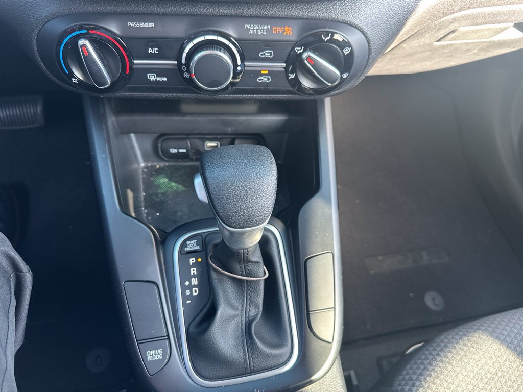 Used 2024 Kia Soul LX FWD image 12