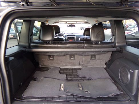 Used 2012 Jeep Liberty Limited Jet w/ Comfort/Convenience Group AWD/4WD image 16