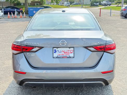 Used 2021 Nissan Sentra SV image 5