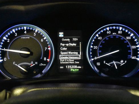 Used 2018 Toyota Highlander Limited Platinum image 24