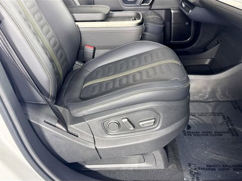 Used 2024 Rivian R1S Adventure image 36