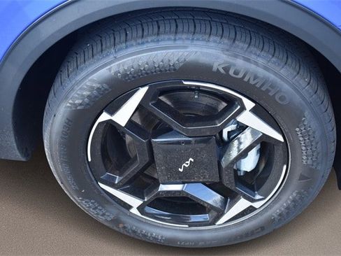 New 2026 Kia Sportage EX image 11