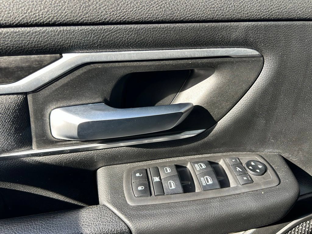 Used 2021 RAM 1500 Big Horn AWD/4WD image 56