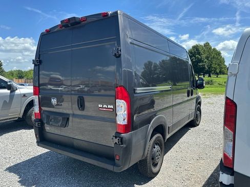 Used 2022 RAM ProMaster 1500 w/ Driver Convenience Group FWD image 3