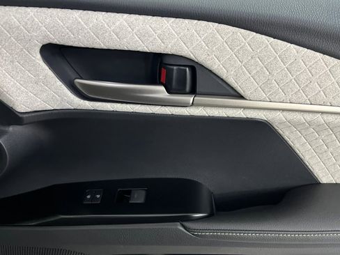 Used 2026 Toyota Camry XLE image 56