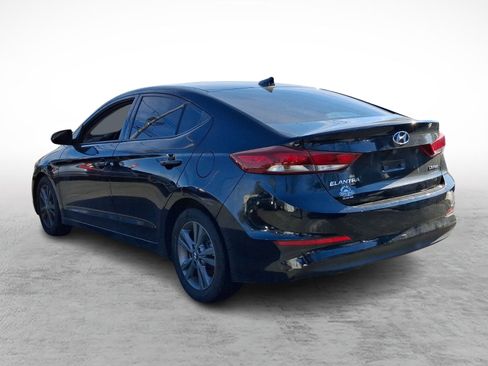 Used 2018 Hyundai Elantra SEL image 4